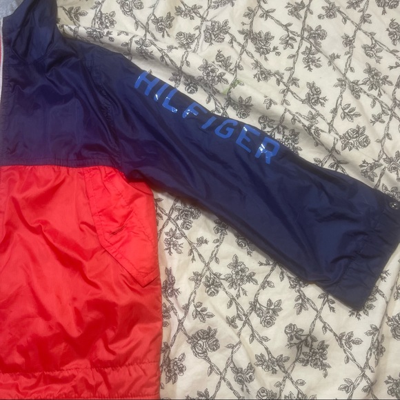 Tommy Hilfiger Kids Hooded Jacket sz: 4T - Picture 4 of 9